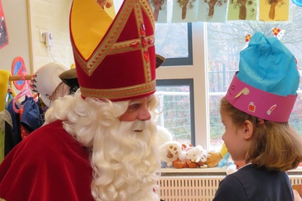 Sinterklaas op bezoek bij kinderopvang Spelendwijs Veenendaal